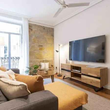 The Collection - San Martin Ii Apartman *